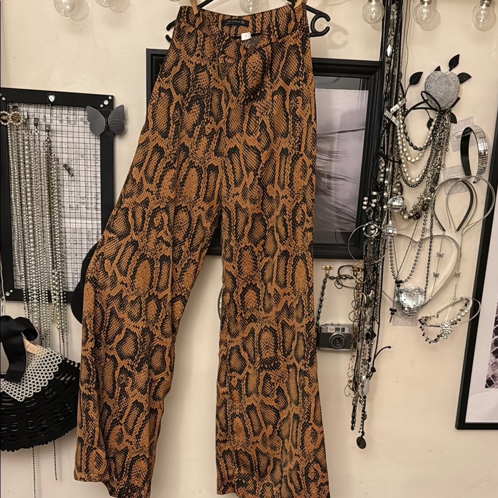Zara Brown Wide Leg Pants with Geometric Pattern